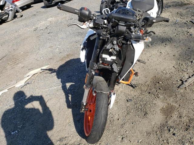 2020 KTM 390 DUKE MD2JPJ403LC279425
