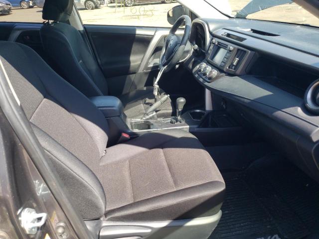 2017 TOYOTA RAV4 LE JTMBFREV3HJ105041