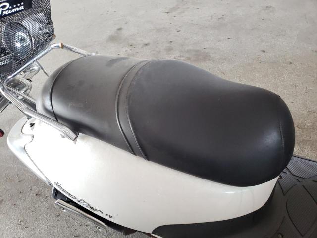 2018 LAND ROVER SCOOTER - RFGBS1D02JXBC0132