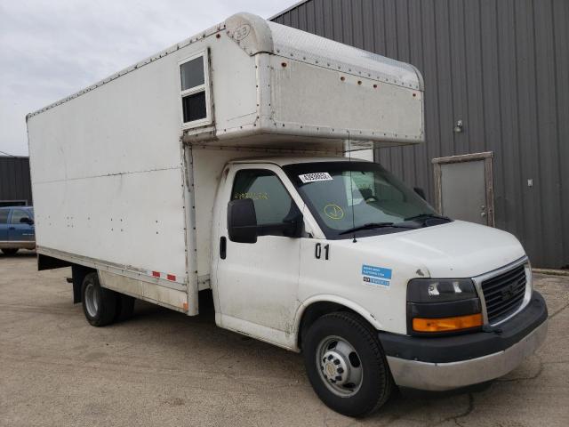 Salvage cars for sale from Copart Elgin, IL: 2014 Chevrolet Express G3