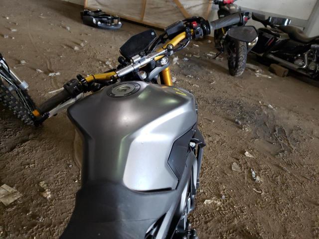 2015 YAMAHA FZ09 JYARN33E7FA006264