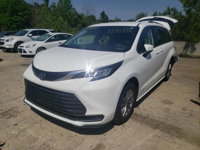 2021 TOYOTA SIENNA LE 5TDKRKEC6MS070652