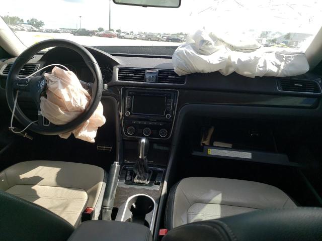 2015 VOLKSWAGEN PASSAT SE 1VWBT7A30FC095004