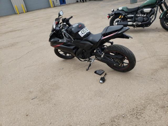 2015 YAMAHA YZFR3 MH3RH06Y7FK006857