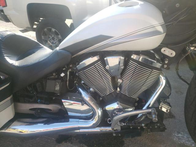 2016 VICTORY MOTORCYCLES MAGNUM 5VPYW36NXG3050243