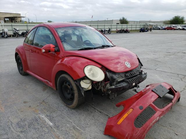 2010 Volkswagen New Beetle 