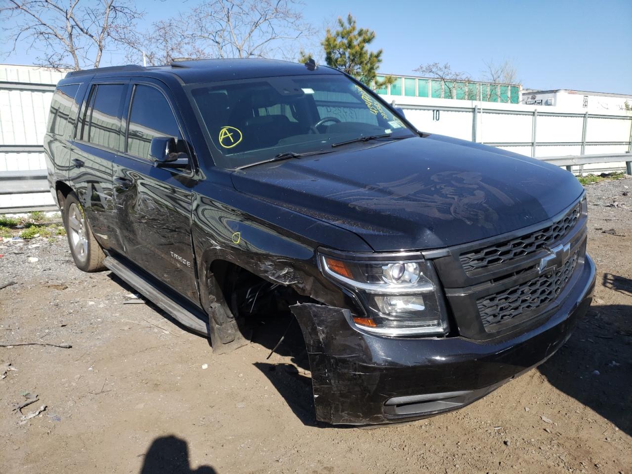 Chevrolet Tahoe 2015 черный