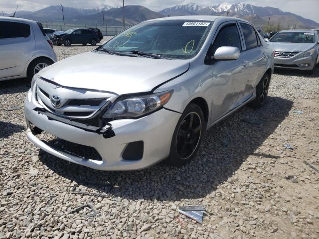 Фото: 5YFBU4EE7DP201737 - 2