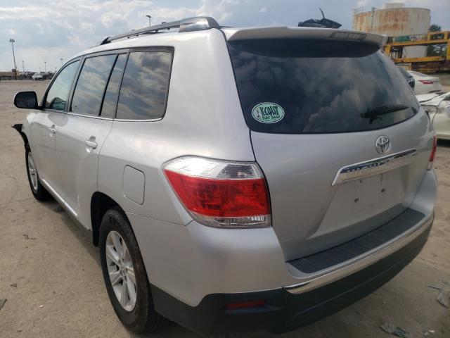 Паркетники TOYOTA HIGHLANDER 2013 Серебристый