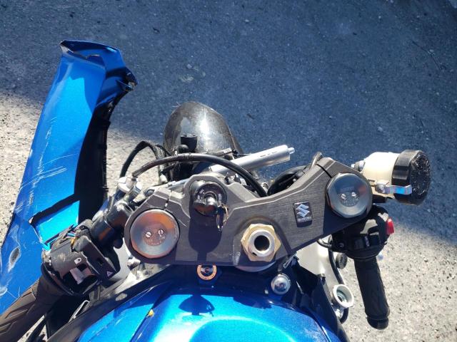 2014 SUZUKI GSX-R600 - JS1GN7FA8E2100247
