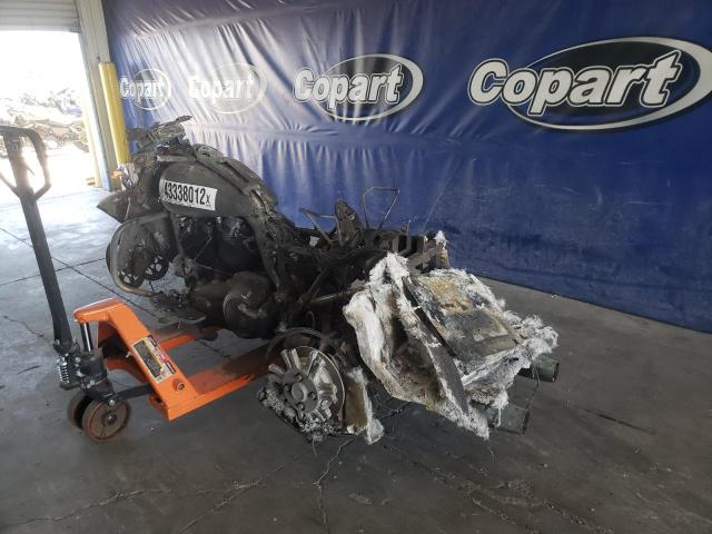 2020 HARLEY-DAVIDSON FLHTCUTG 1HD1MAF13LB859024