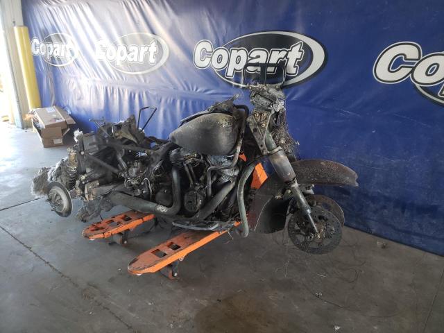 2020 HARLEY-DAVIDSON FLHTCUTG 1HD1MAF13LB859024