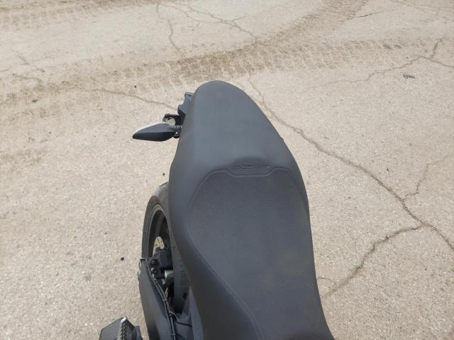 2017 DUCATI MONSTER 79 ZDMMADBM3HB000195