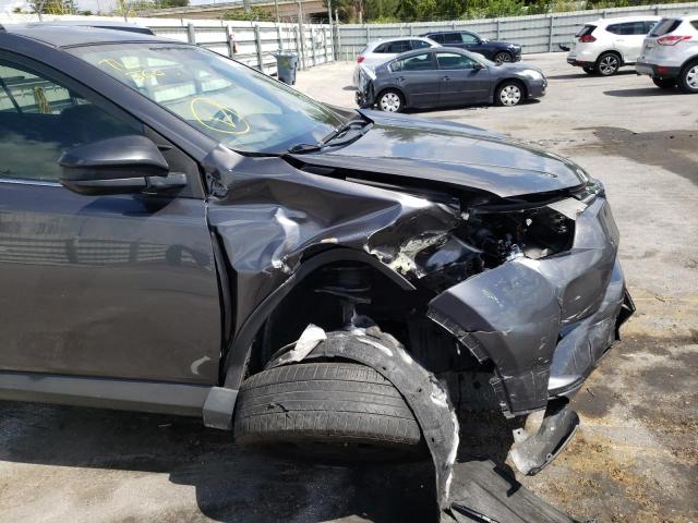 2016 TOYOTA RAV4 LE JTMZFREV1GJ062901