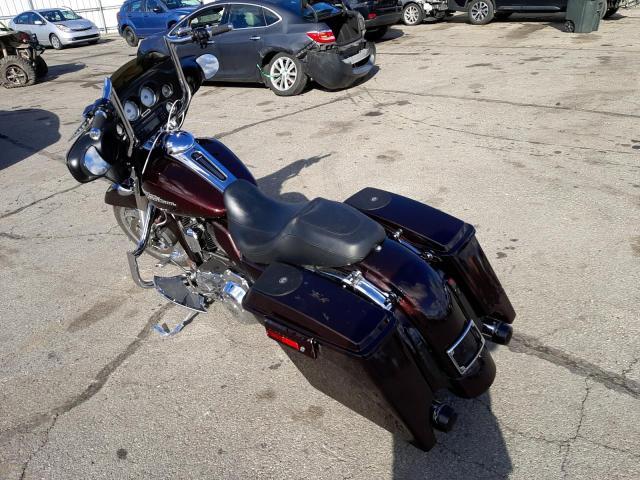 2011 HARLEY-DAVIDSON FLHX 1HD1KBM17BB610738