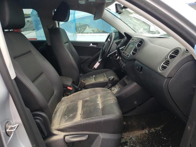 2017 VOLKSWAGEN TIGUAN S WVGAV7AX9HK001315