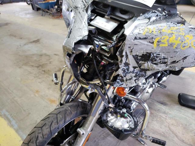 2020 HARLEY-DAVIDSON FLHX 1HD1KBC17LB649252