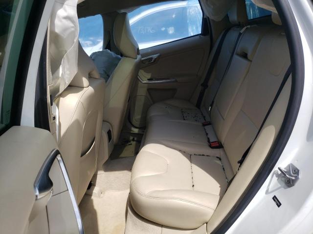 2016 VOLVO XC60 T5 PL YV440MDM8G2811532