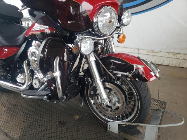 2011 HARLEY-DAVIDSON FLHTK 1HD1KEM17BB674179