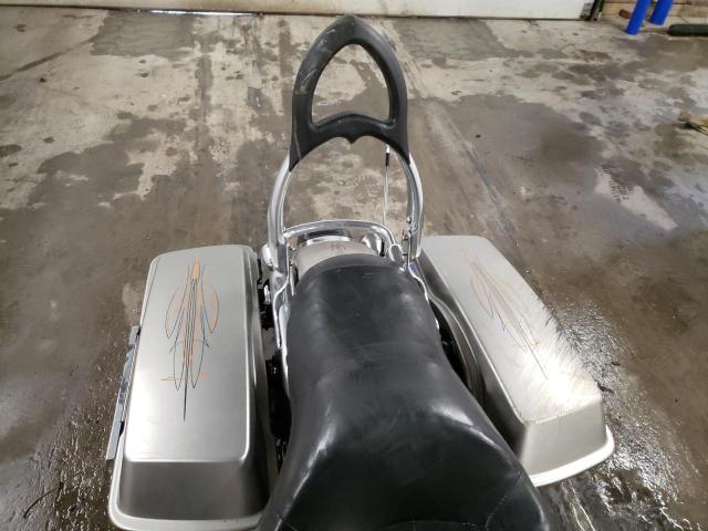 2007 HARLEY-DAVIDSON FLHX 1HD1KB4107Y604154