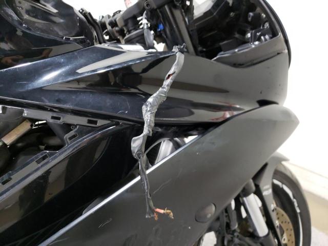 2021 YAMAHA YZFR3 A MH3RH18Y3MK005821