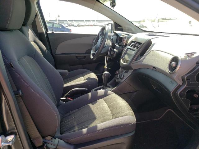 1G1JC6SB8F4154849 Chevrolet Sonic Lt 2015. Фото: 4
