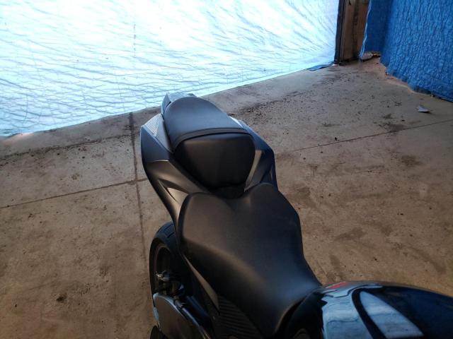 2011 SUZUKI GSXR JS1GT78A0B2100127