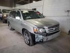 2004 TOYOTA  HIGHLANDER