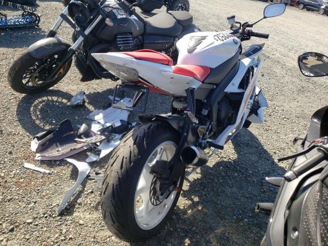 2016 YAMAHA YZFR6 C JYARJ16Y8GA011402