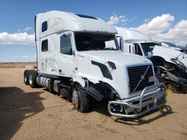 Salvage cars for sale from Copart Colorado Springs, CO: 2011 Volvo VN VNL