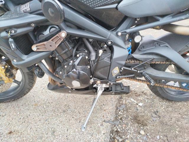 2009 TRIUMPH MOTORCYCLE STREET TRI SMTD02NE49J375920
