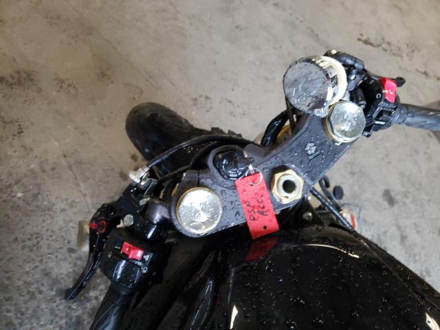 2011 SUZUKI GSX750 JS1GR7MA4B2103388