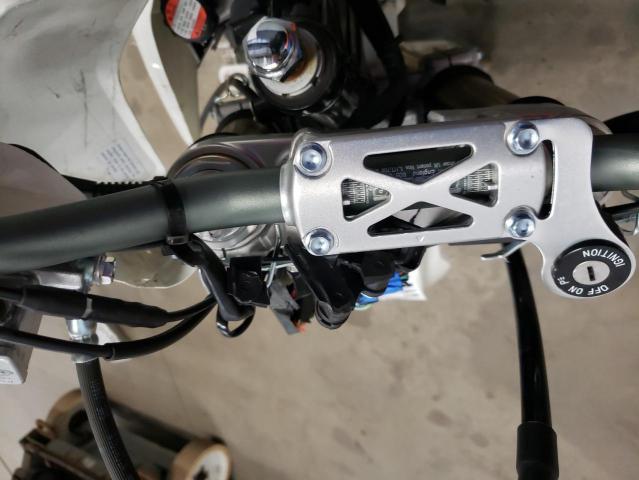2017 SUZUKI DR-Z400 SM JS1SK44AXH2100212