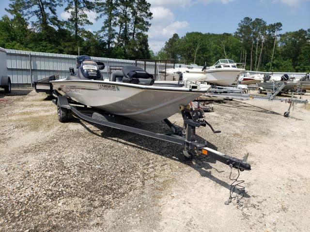 Salvage cars for sale from Copart Greenwell Springs, LA: 2020 Tracker 190 PRO