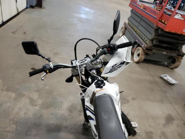 2017 SUZUKI DR-Z400 SM JS1SK44AXH2100212