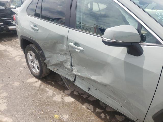 2019 TOYOTA RAV4 XLE 2T3W1RFV3KW039694