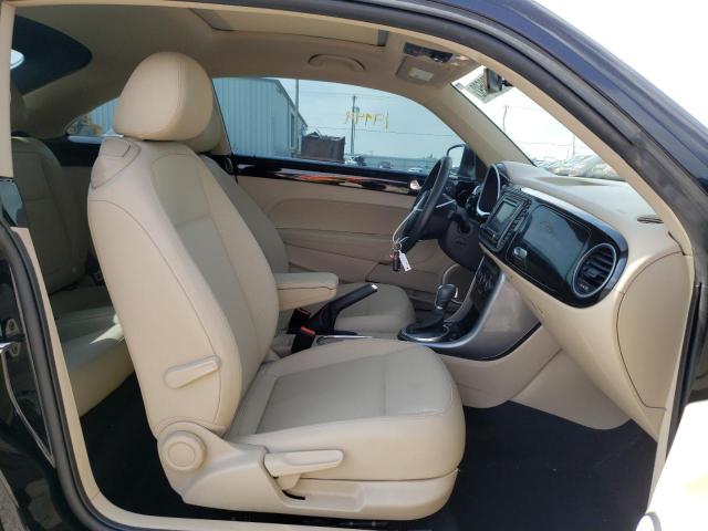 2019 VOLKSWAGEN BEETLE SE 3VWJD7AT9KM711851