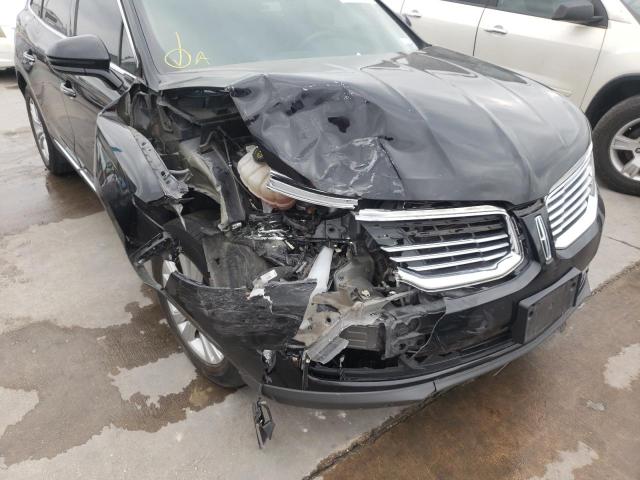 2017 LINCOLN MKX PREMIE 2LMPJ6JR2HBL18529