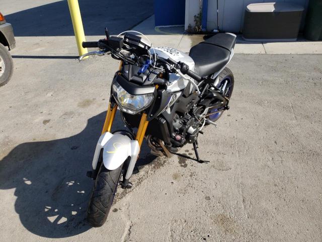 2015 YAMAHA FZ09 C JYARN33Y2FA002343