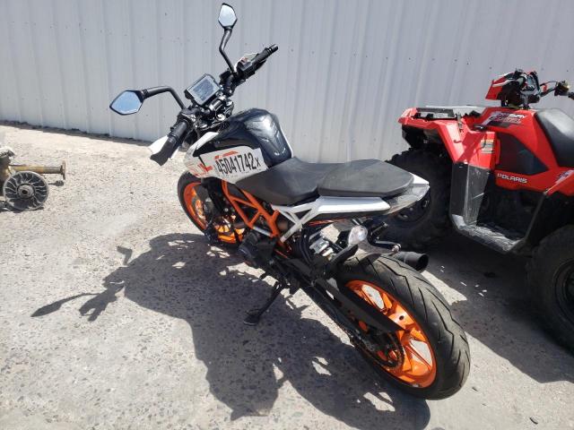 2017 KTM 390 DUKE MD2JPJ402HC209597
