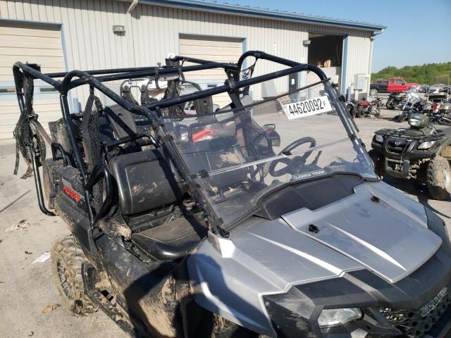 2017 HONDA SXS700 M4 1HFVE02H3H4300300