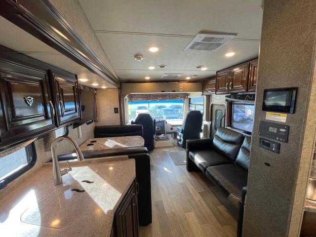 2019 FORD F53 1F66F5DY8K0A05099