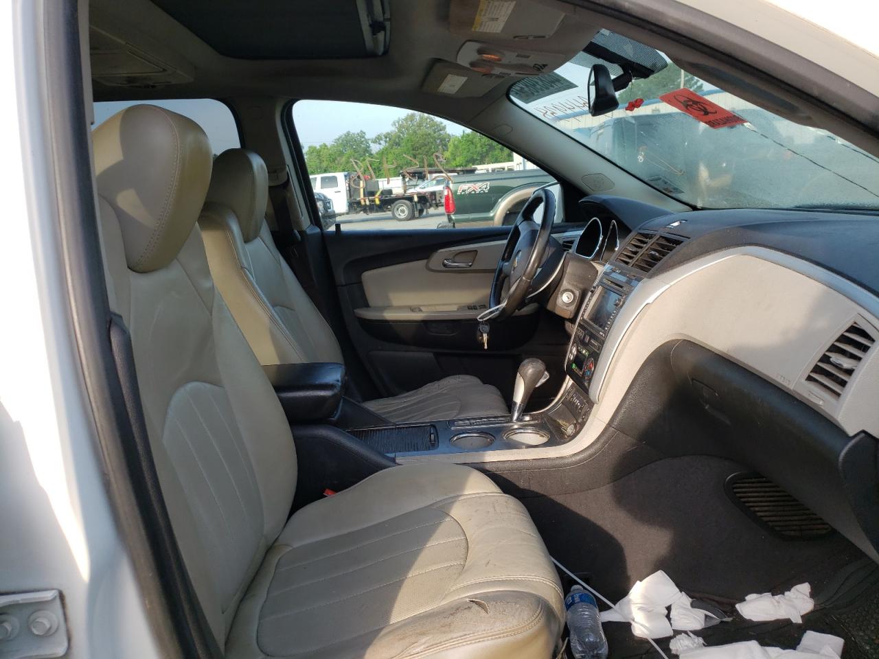 2011 Chevrolet Traverse - Image 5