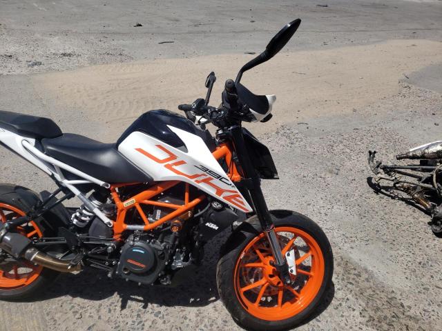 2017 KTM 390 DUKE MD2JPJ402HC209597