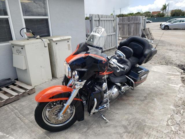 2007 HARLEY-DAVIDSON FLHTCUSE 1HD1PR81X7Y956985