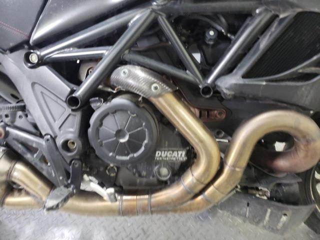 2011 DUCATI DIAVEL ZDM13BLW1BB001001