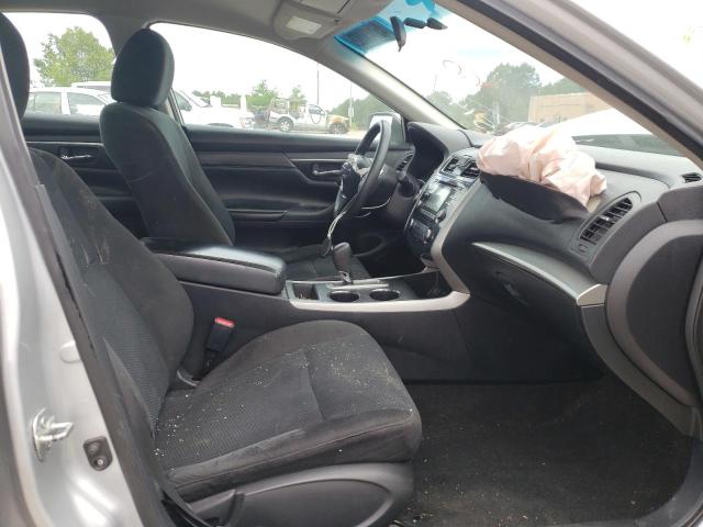 Фото: 1N4AL3AP9FN884501 - 5