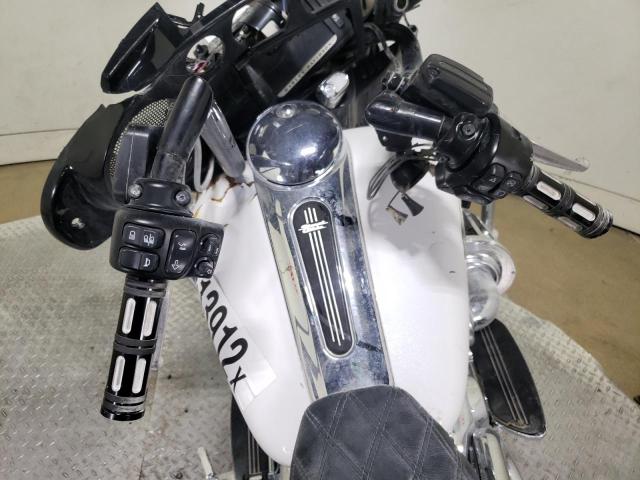 2017 HARLEY-DAVIDSON FLHXS STRE 1HD1KRC18HB641967