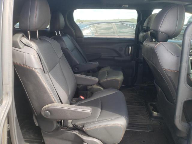 2021 TOYOTA SIENNA XSE 5TDXSKFC9MS019462