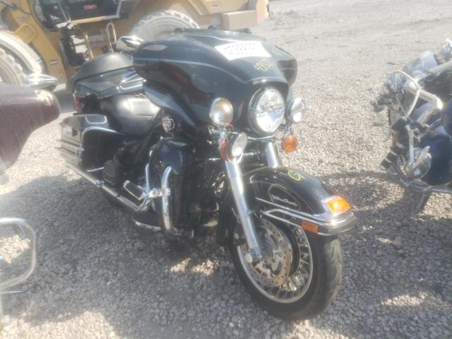 2011 HARLEY-DAVIDSON FLHTCU 1HD1FC412BB635041